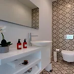 Vila Casa Da Bandeira -perfect Location-beach Front- Rooftop Pool By Dreamvillasalbufeira Albufeira