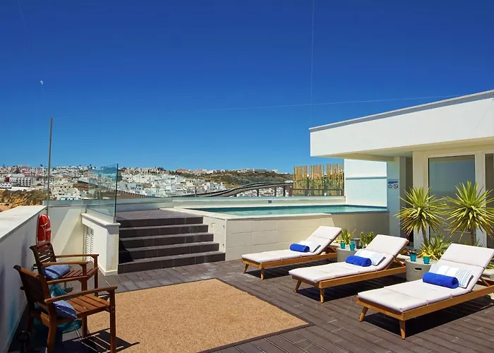 Casa Da Bandeira -perfect Location-beach Front- Rooftop Pool By Dreamvillasalbufeira * Albufeira