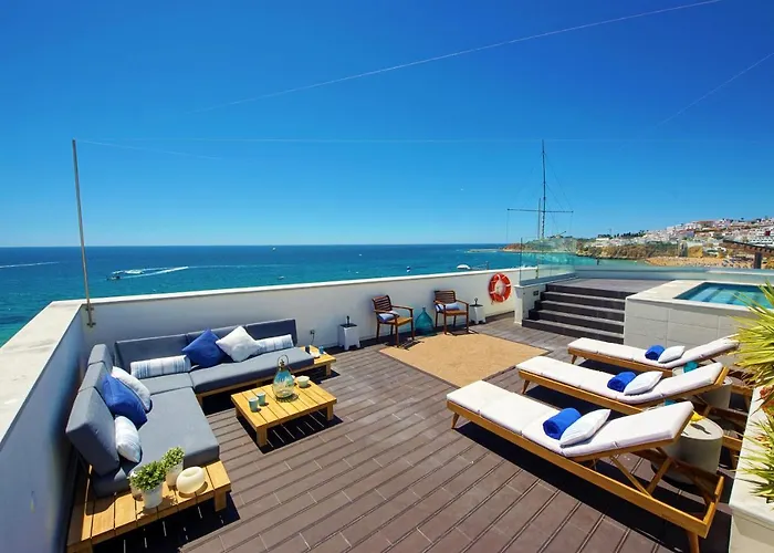 Casa Da Bandeira -perfect Location-beach Front- Rooftop Pool By Dreamvillasalbufeira