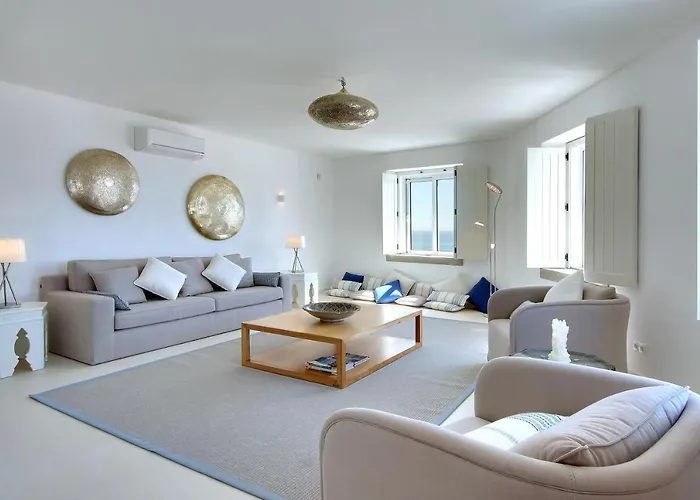 Villa Casa Da Bandeira -perfect Location-beach Front- Rooftop Pool By Dreamvillasalbufeira *