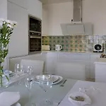 Casa Da Bandeira -perfect Location-beach Front- Rooftop Pool By Dreamvillasalbufeira Villa *